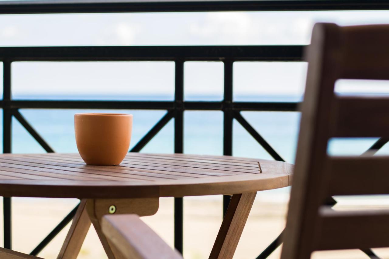 Beachfront Apartments Kárpathosz Kültér fotó